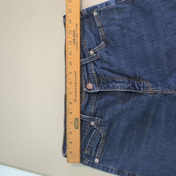 Levi's perfectly slimming flare jeans dark wash size 12 - Picture 4 of 5